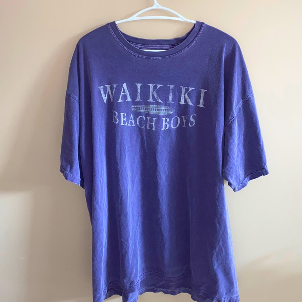 Dark purple vintage Waikiki boys t-shirt.